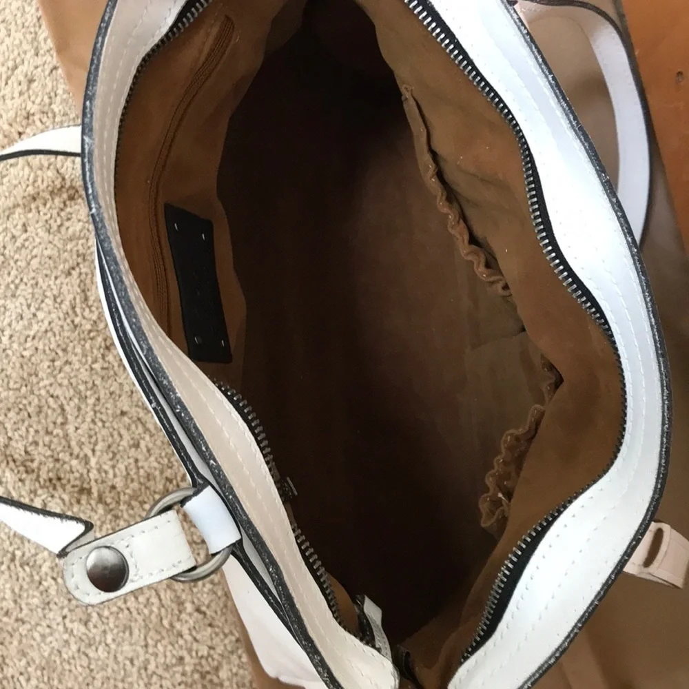 NWT! PATRICIA NASH top zip white poppy tote